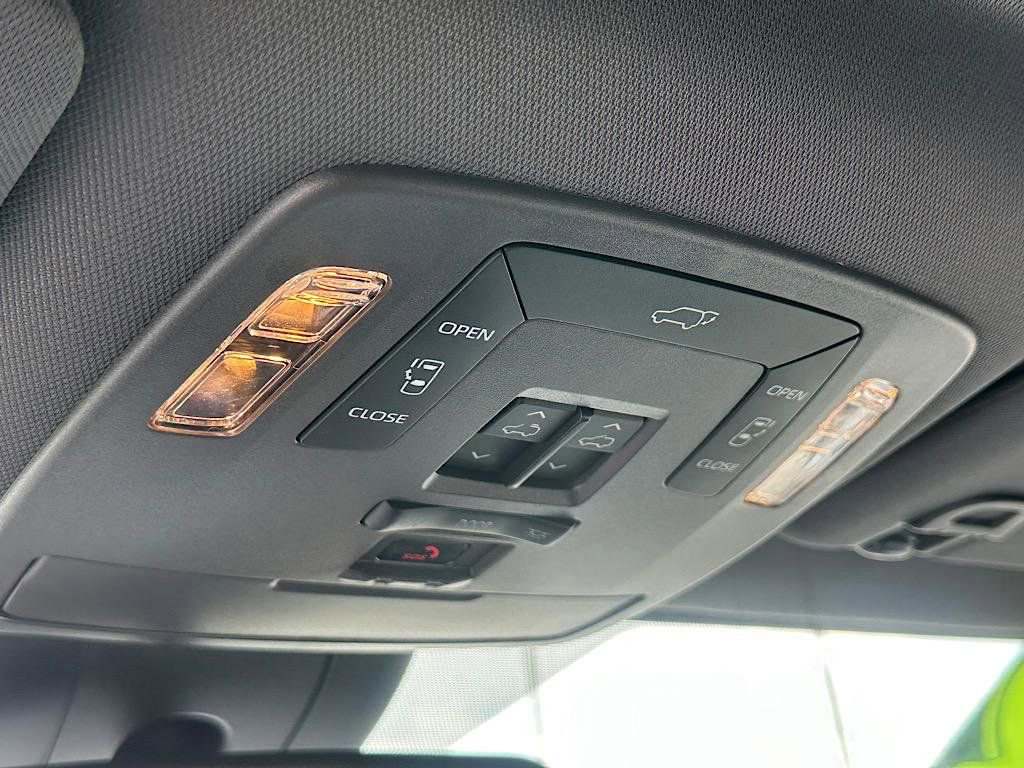 Certified 2022 Toyota Sienna XSE AWD/4WD image 30