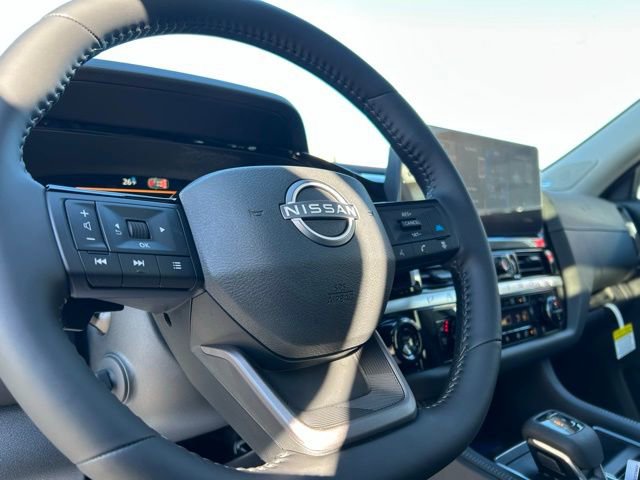 New 2026 Nissan Pathfinder Platinum image 35