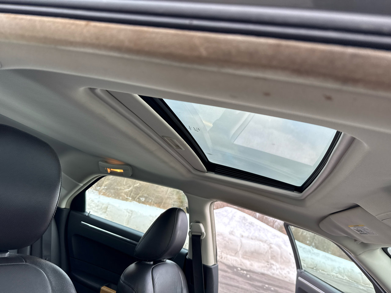 Used 2008 Chrysler 300 Limited image 28