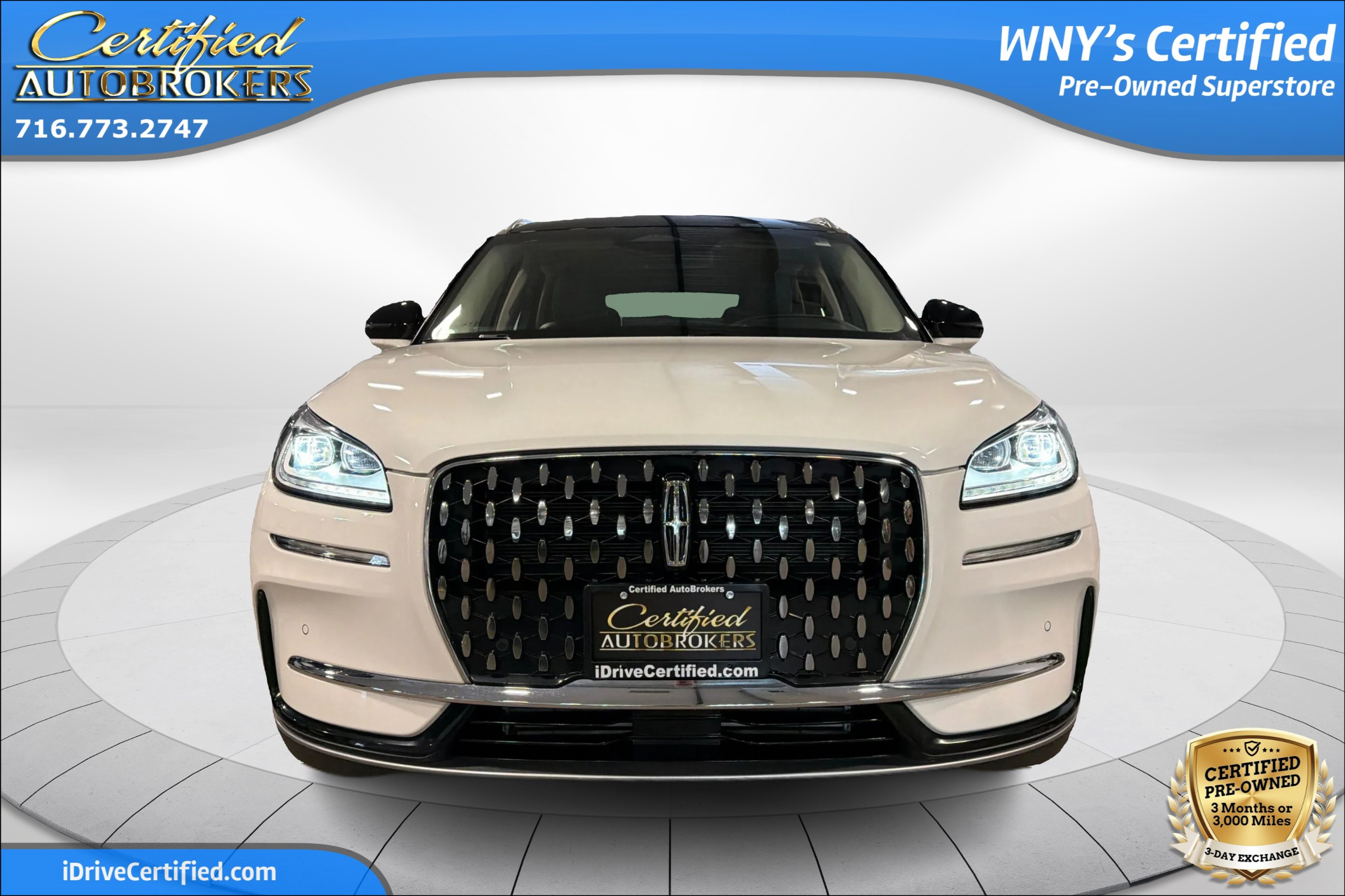 Used 2023 Lincoln Corsair Reserve w/ Equipment Group 202A AWD/4WD image 2