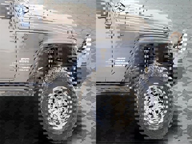 Used 2014 Jeep Wrangler Unlimited Sport w/ Connectivity Group image 8