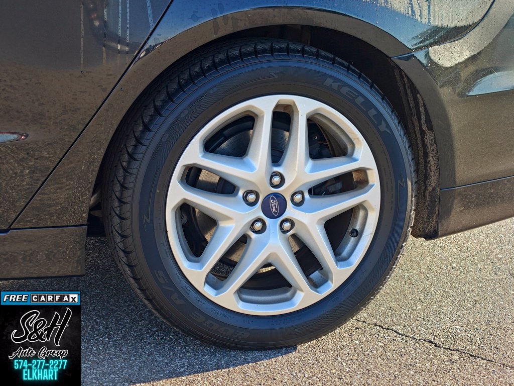 Used 2013 Ford Fusion SE FWD image 19