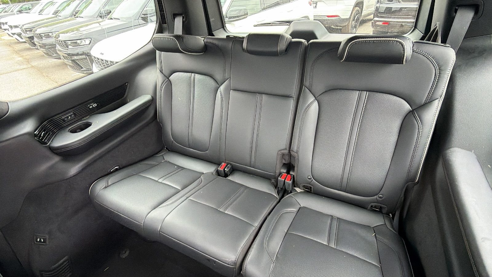 Certified 2025 Jeep Grand Wagoneer Series II Obsidian w/ Quick Order Packagew 28T AWD/4WD image 26
