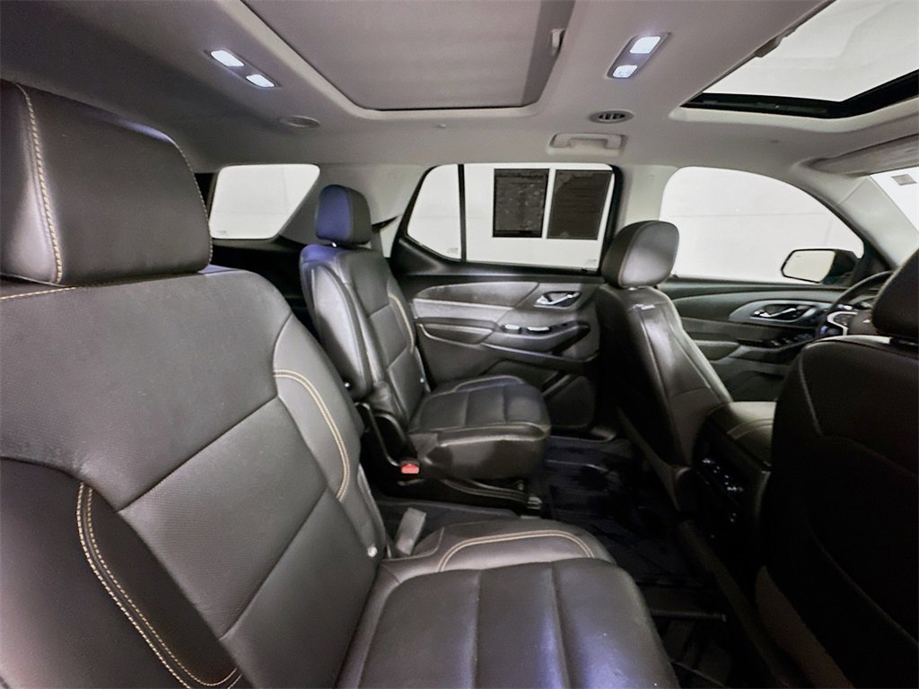 Used 2020 Chevrolet Traverse Premier w/ Redline Edition image 30