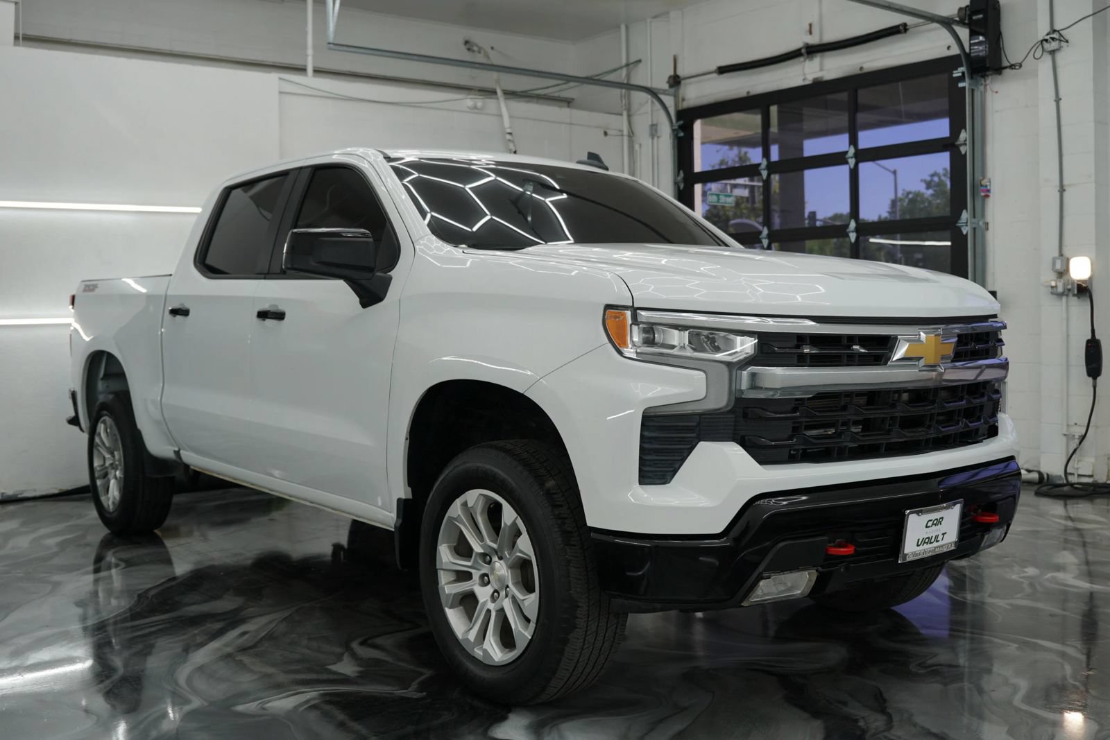 Used 2023 Chevrolet Silverado 1500 LT Trail Boss w/ Protection Package AWD/4WD image 6