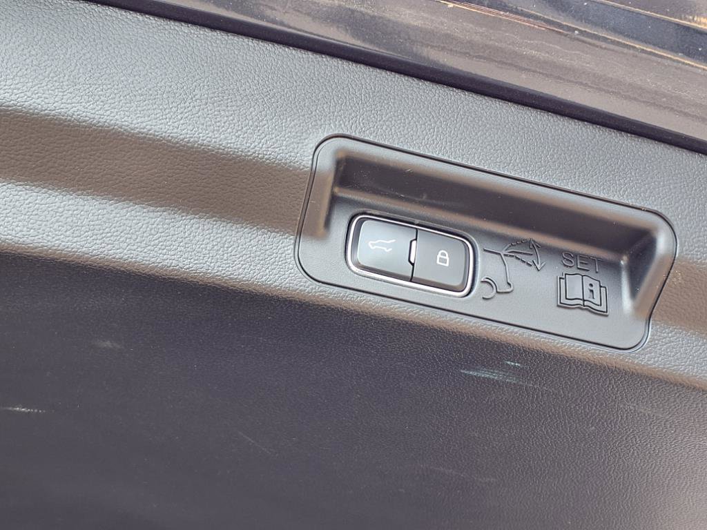 Certified 2023 Ford Explorer XLT w/ Equipment Group 202A image 22