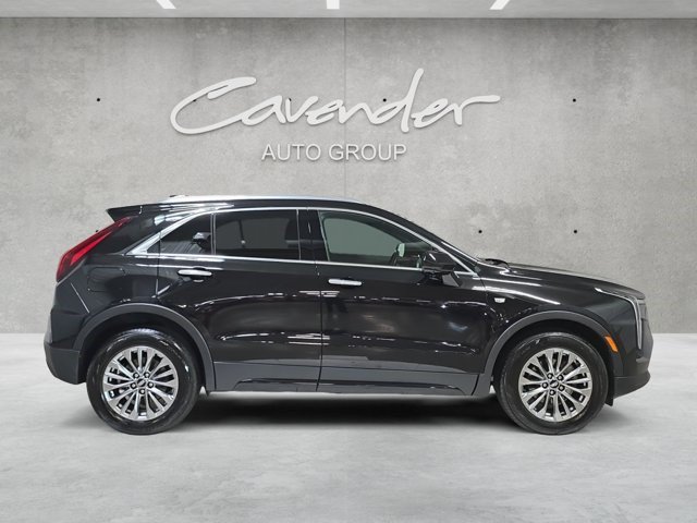 Certified 2025 Cadillac XT4 Premium Luxury AWD/4WD image 18