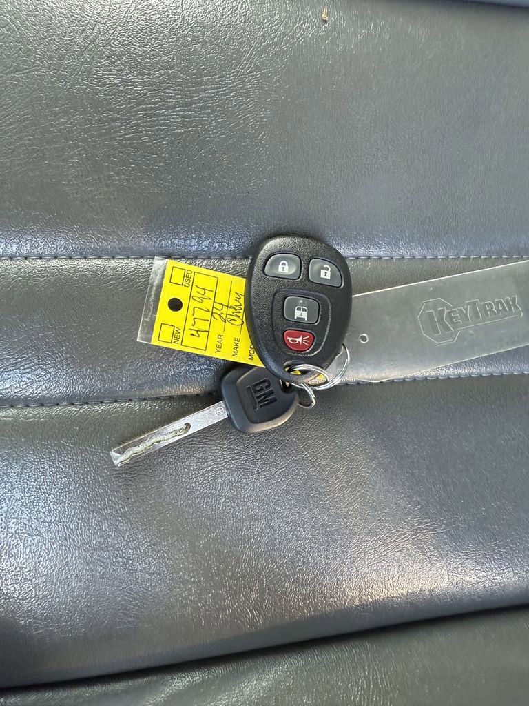 Used 2024 Chevrolet Express 2500 w/ Driver Convenience Package image 32