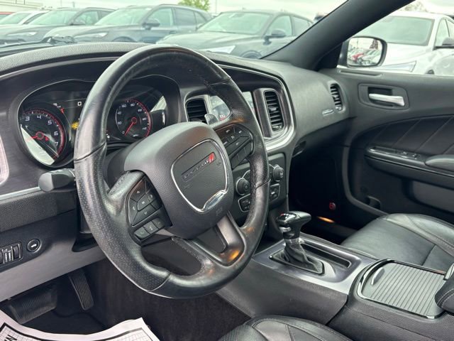 Used 2017 Dodge Charger SXT w/ AWD Plus Group image 12