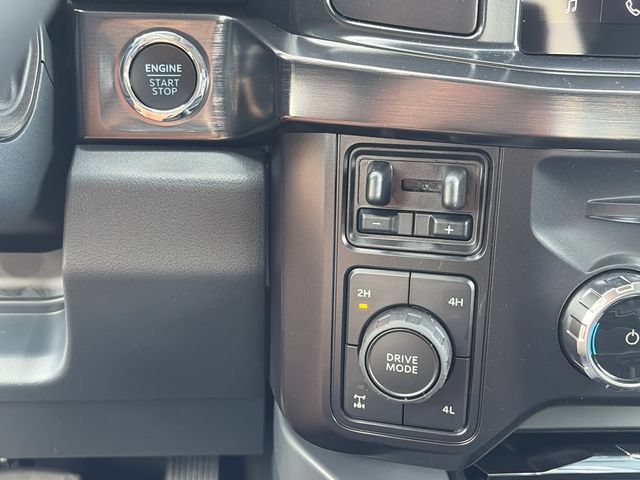 New 2027 Ford F350 Lariat w/ Black Appearance Package AWD/4WD image 26