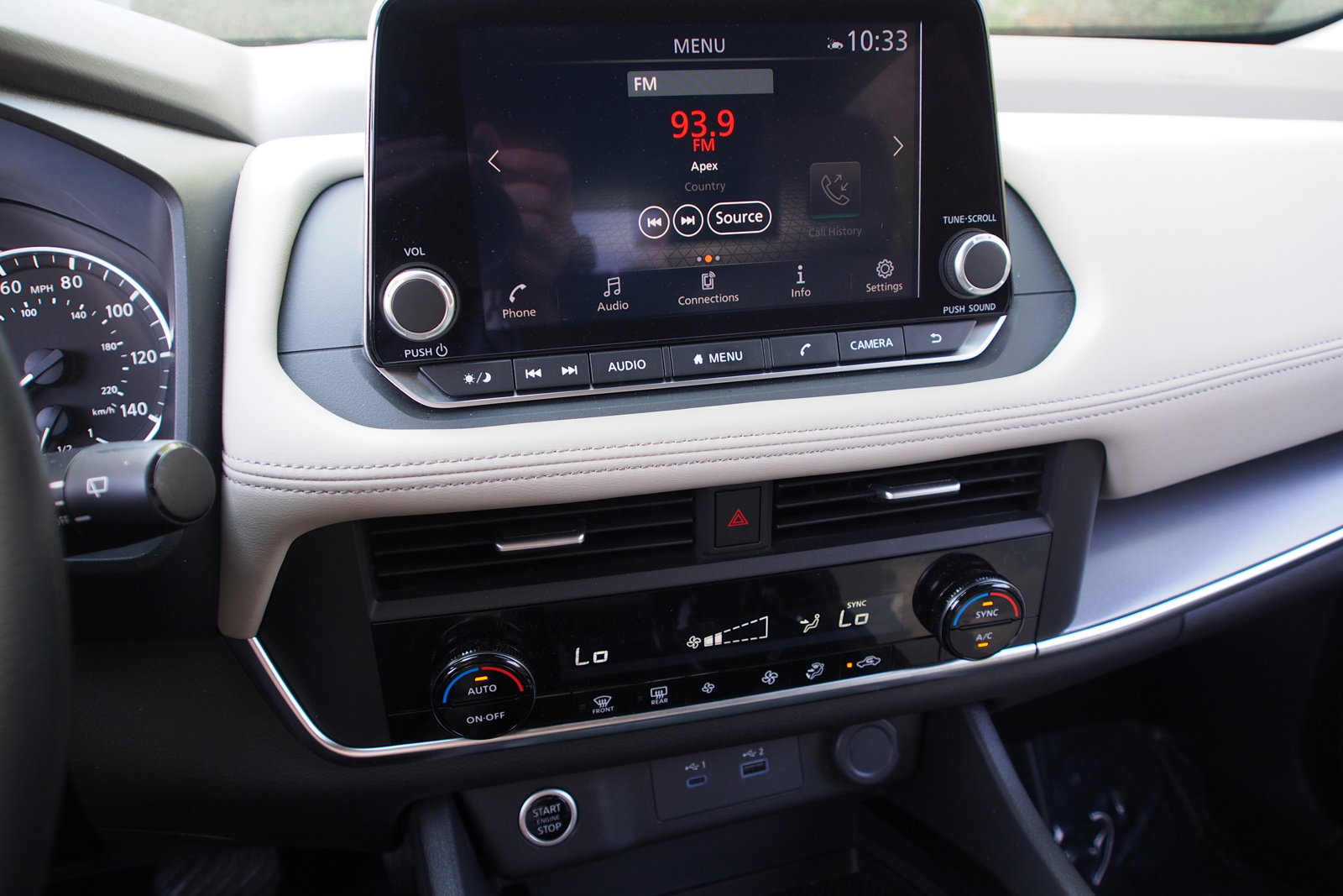 Used 2023 Nissan Rogue SV FWD image 24