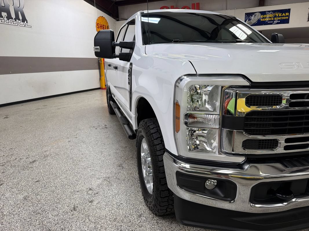 Used 2025 Ford F250 XLT w/ FX4 Off-Road Package AWD/4WD image 14