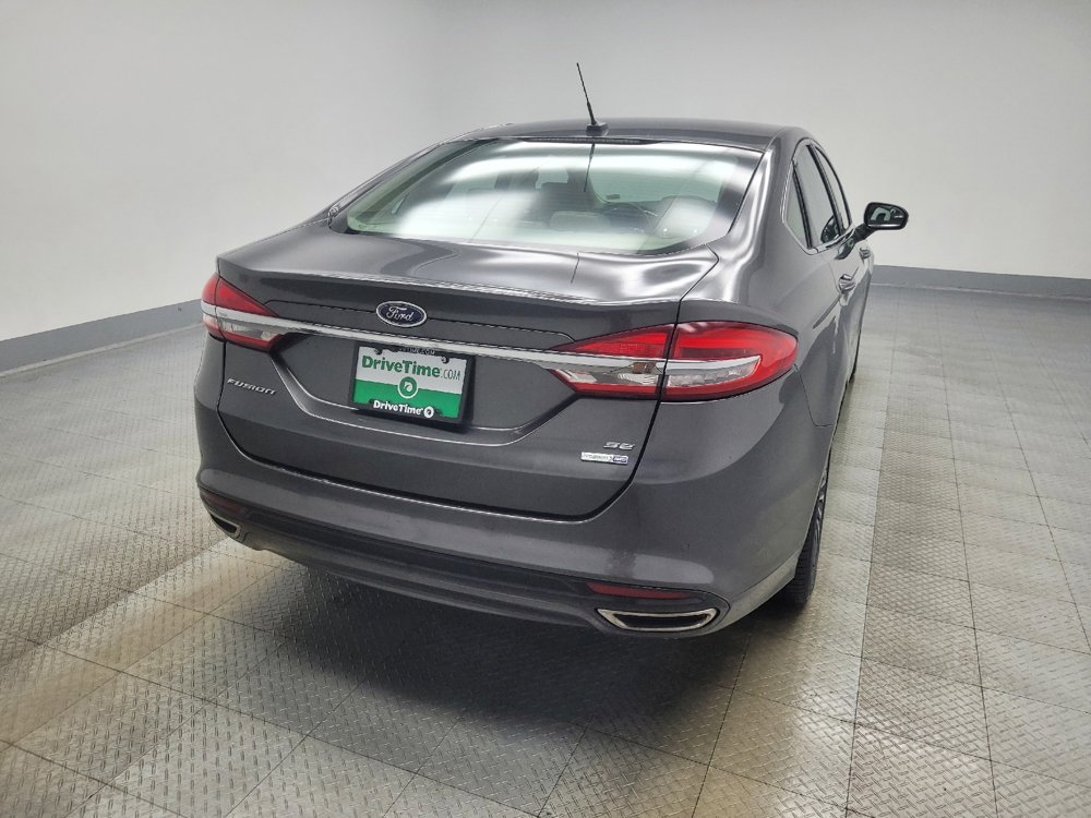 Used 2017 Ford Fusion SE w/ Fusion SE Technology Package image 7