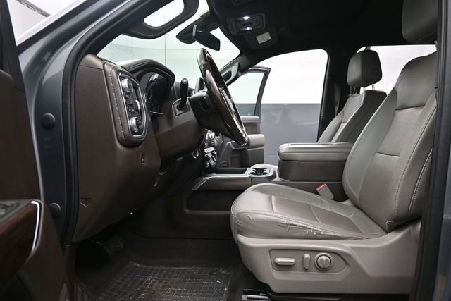 Used 2021 GMC Sierra 1500 SLT w/ SLT Premium Plus Package AWD/4WD image 17