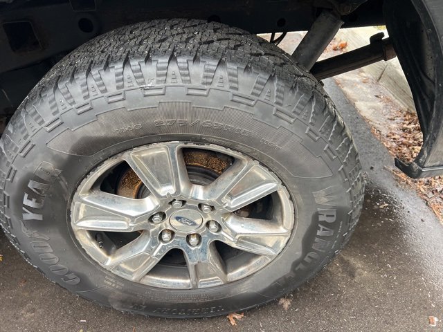 Used 2015 Ford F150 XLT w/ Equipment Group 302A Luxury image 7