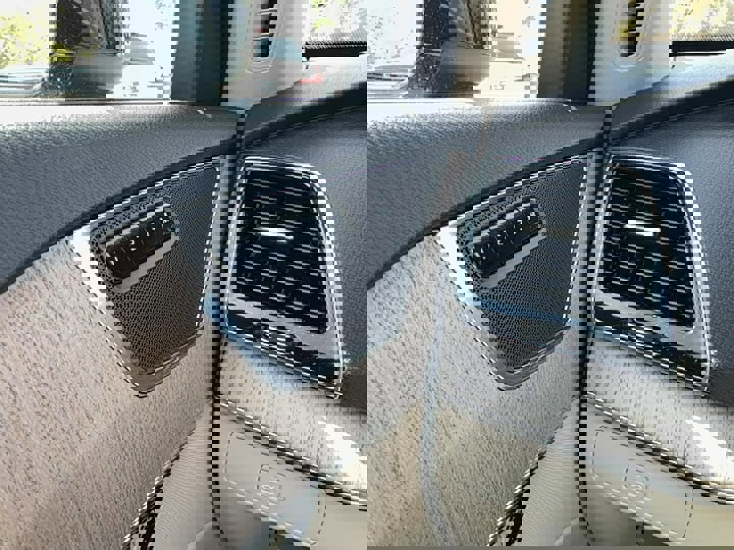 Certified 2023 Volvo XC90 B5 Plus w/ Protection Package image 16