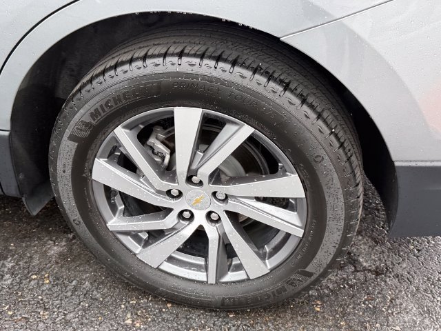 Used 2024 Chevrolet Equinox LT w/ LPO, Floor Liner Package FWD image 5
