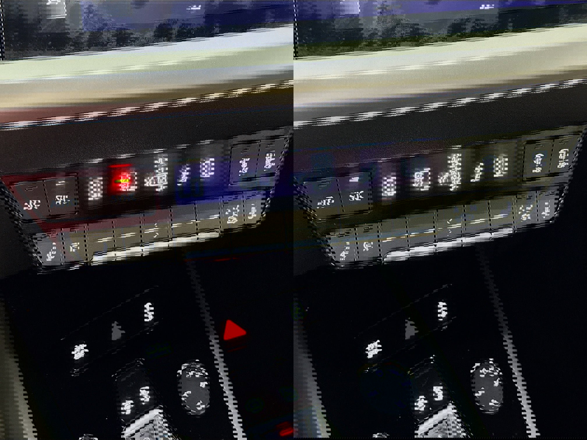 Used 2022 Audi Q4 e-tron Premium w/ Convenience Package image 17