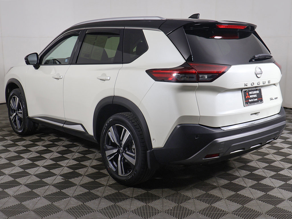 Used 2023 Nissan Rogue SL w/ SL Premium Package AWD/4WD image 11