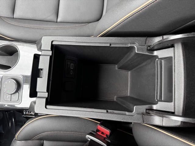 Used 2025 Chevrolet Blazer Premier w/ Driver Confidence II Package image 19