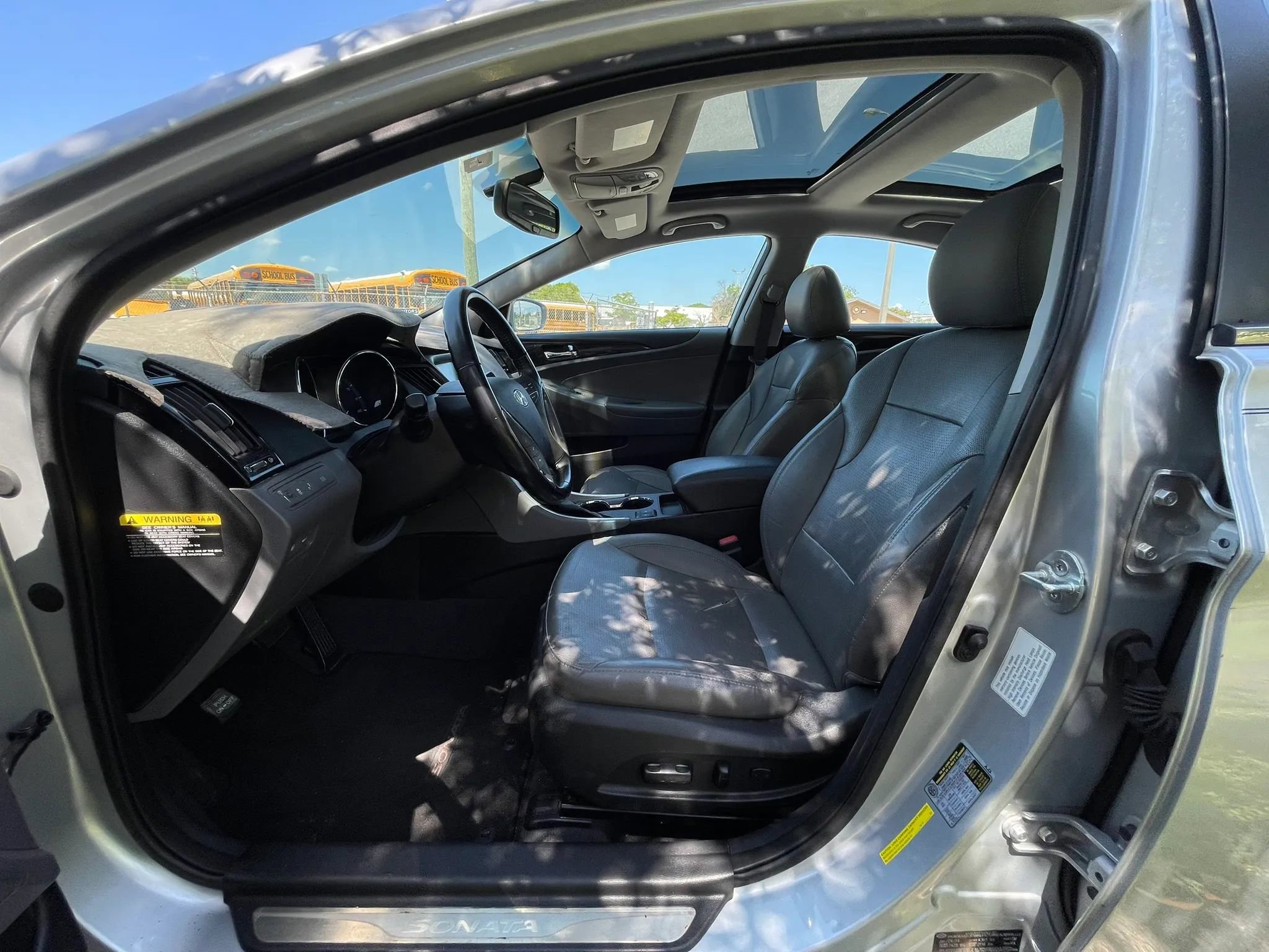 Used 2014 Hyundai Sonata Limited w/ Technology Package 05 FWD image 26