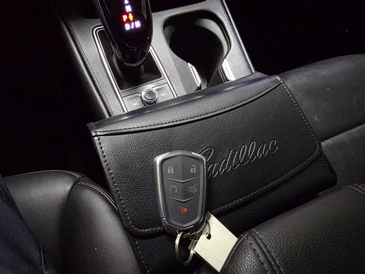 Used 2020 Cadillac XT4 Premium Luxury image 23