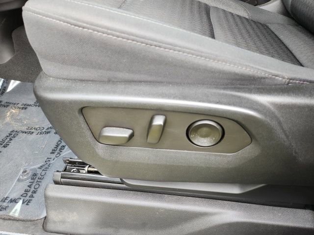 Used 2022 Chevrolet Silverado 1500 LT image 25