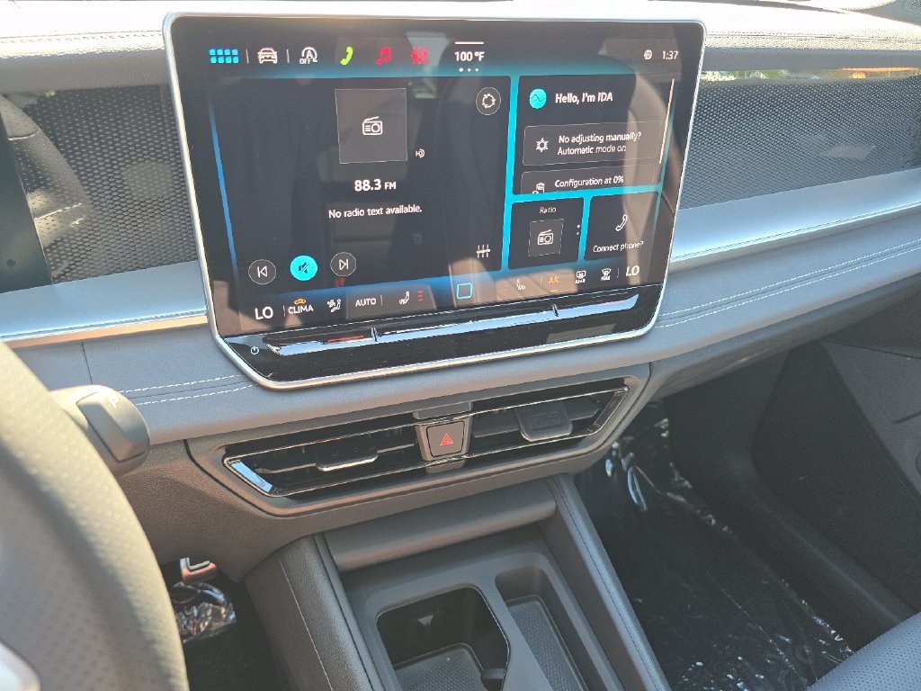 New 2026 Volkswagen Tiguan SE R-Line AWD/4WD image 23