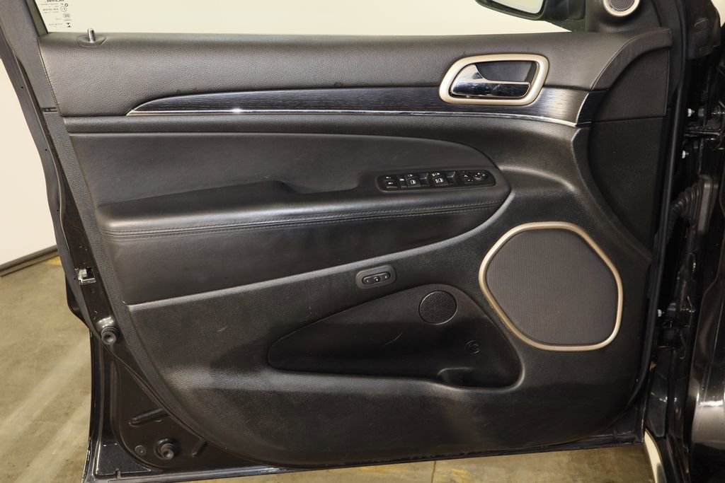 Used 2014 Jeep Grand Cherokee Summit image 19