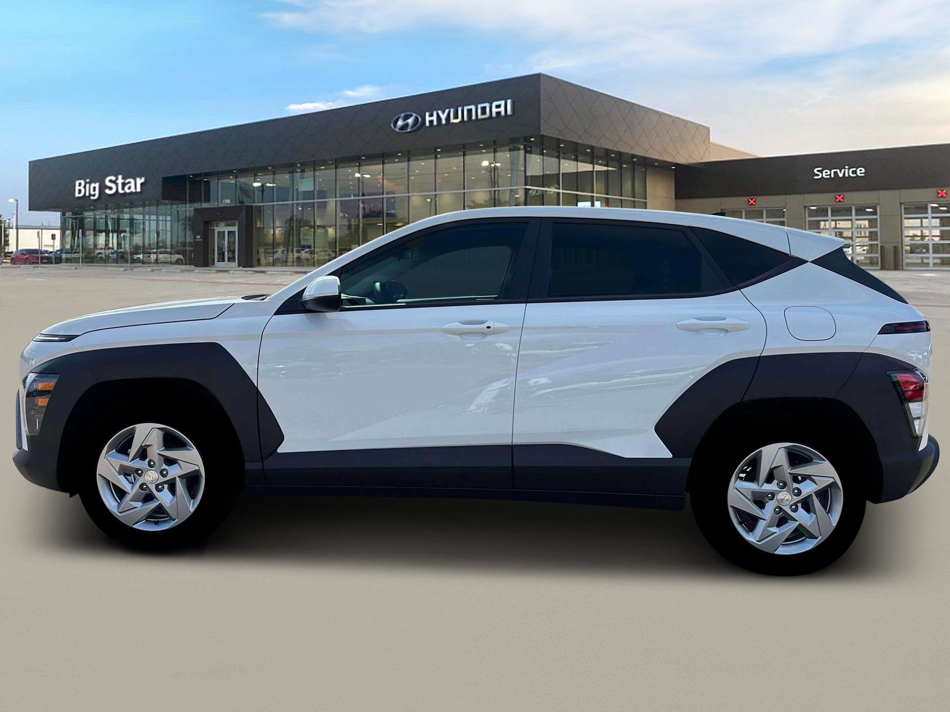 New 2026 Hyundai Kona SE image 3