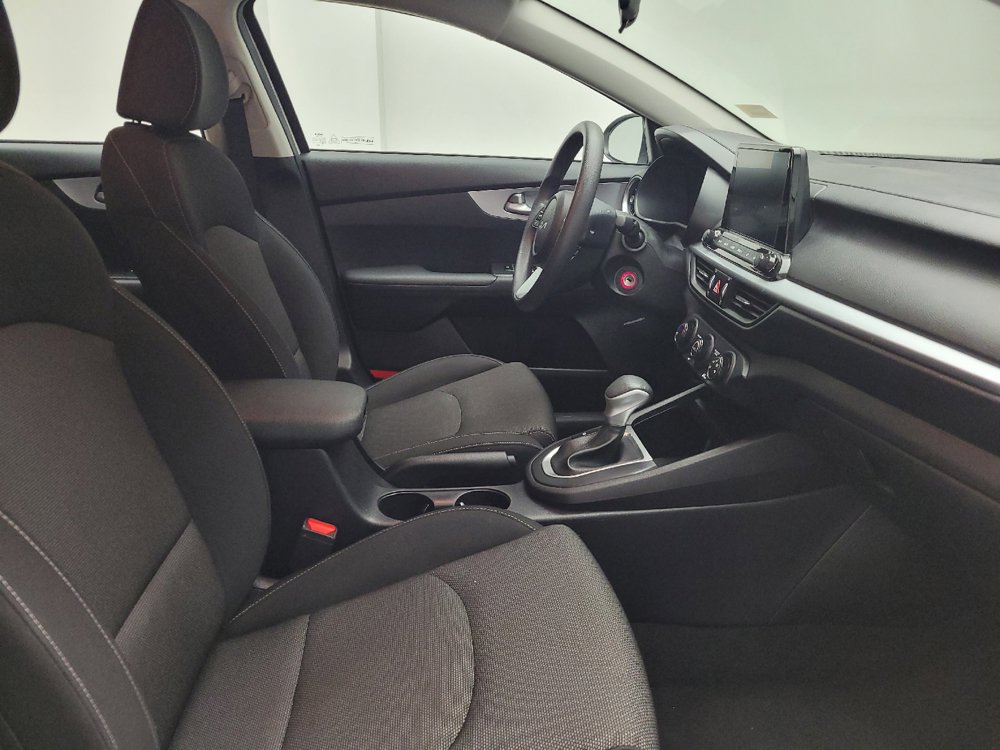 Used 2023 Kia Forte LXS FWD image 21