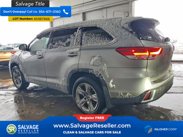 Used 2017 Toyota Highlander Limited AWD/4WD image 3