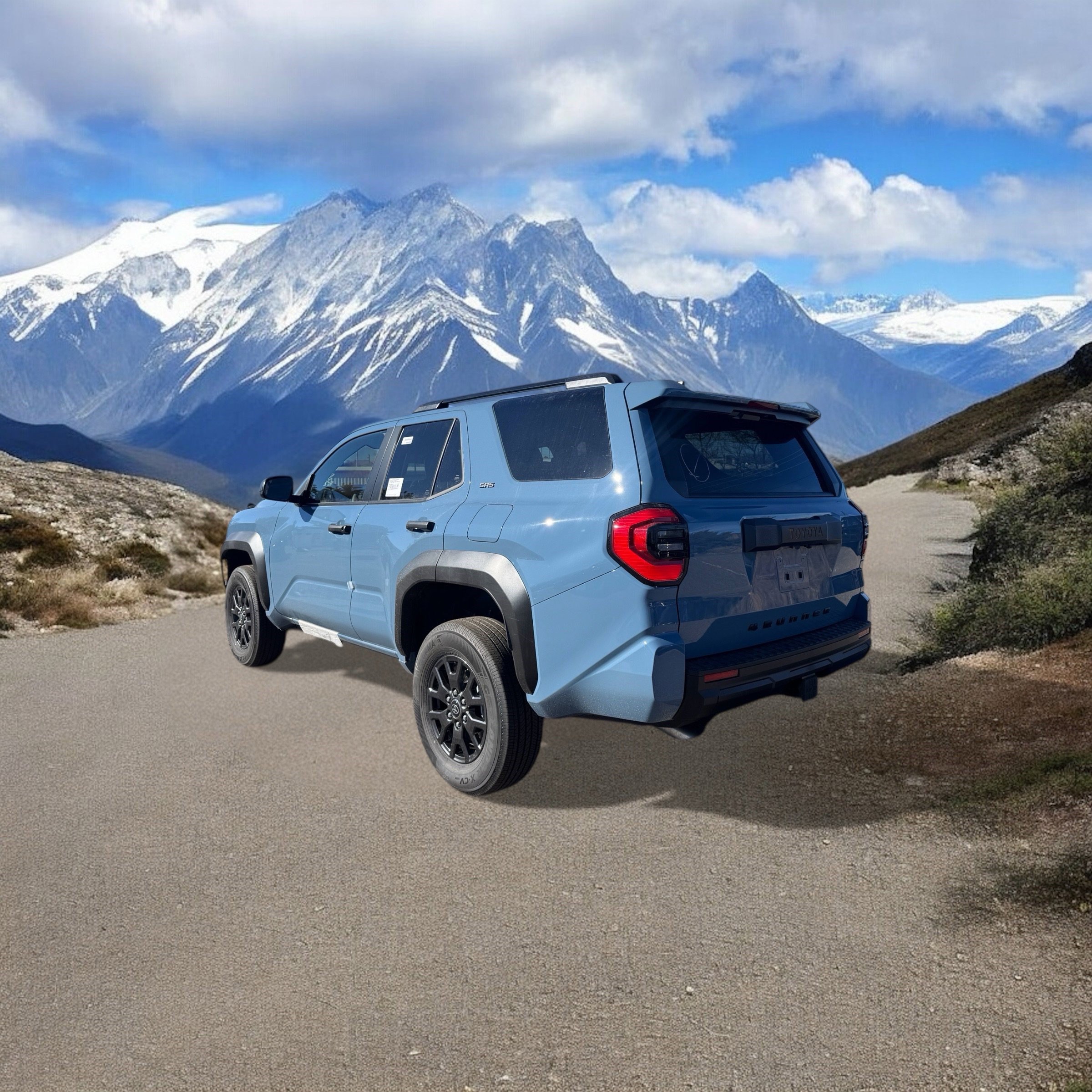 New 2026 Toyota 4Runner SR5 AWD/4WD image 3