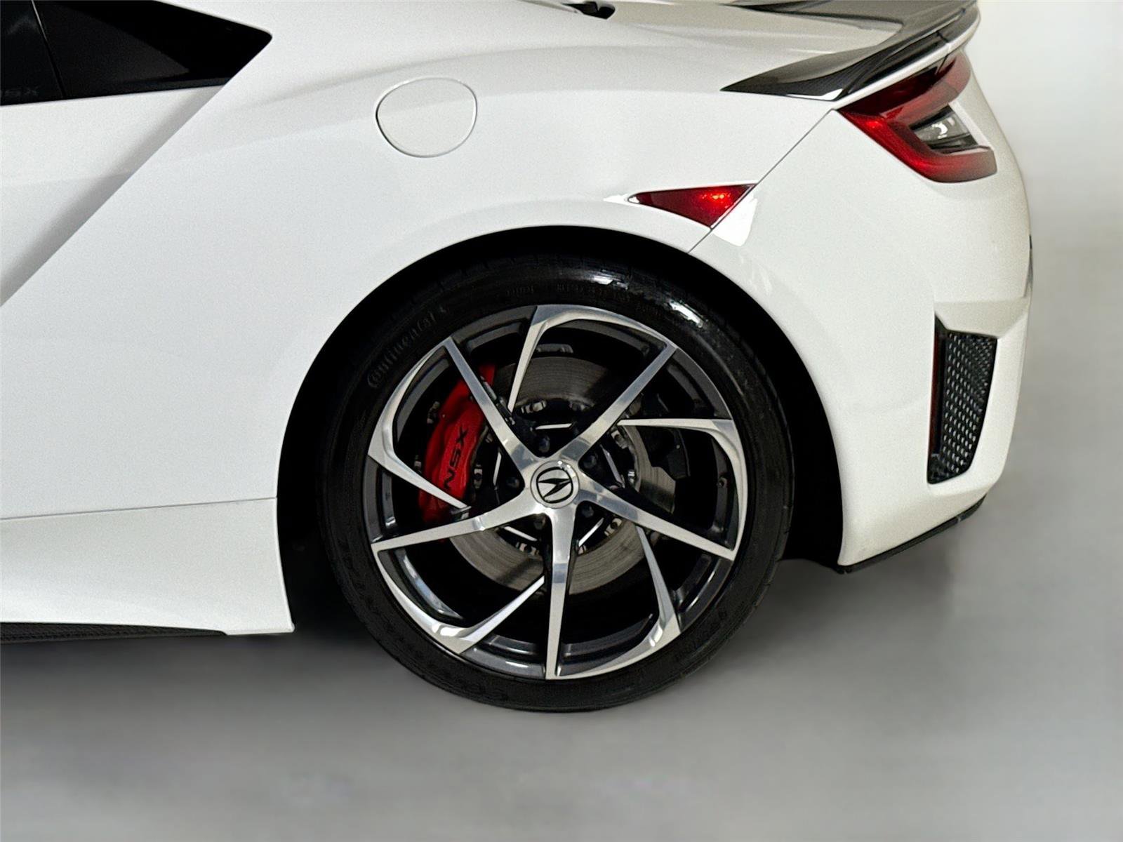 Used 2020 Acura NSX AWD/4WD image 36