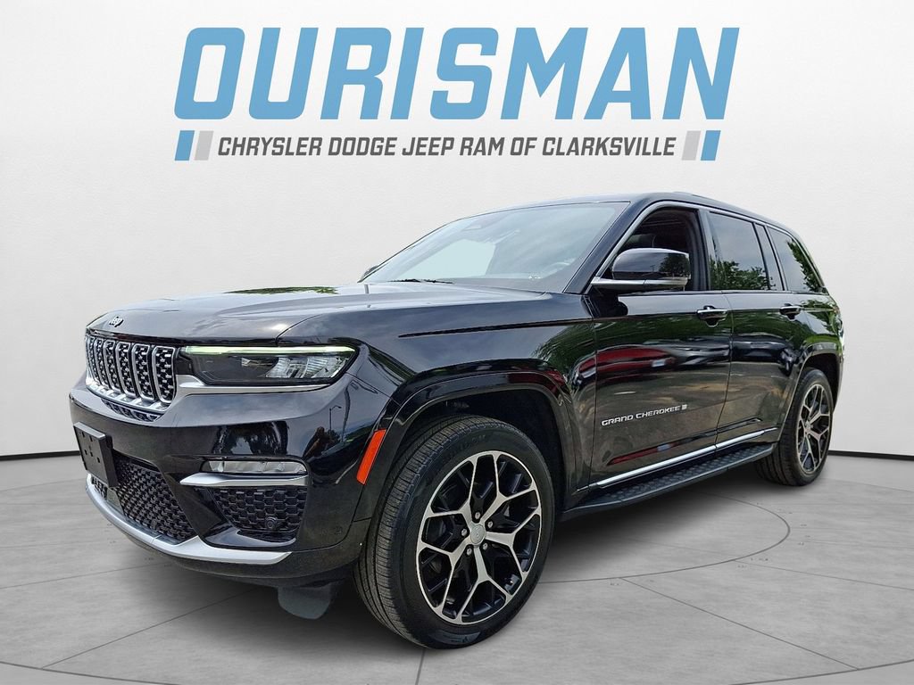 Used 2023 Jeep Grand Cherokee Summit AWD/4WD image 3