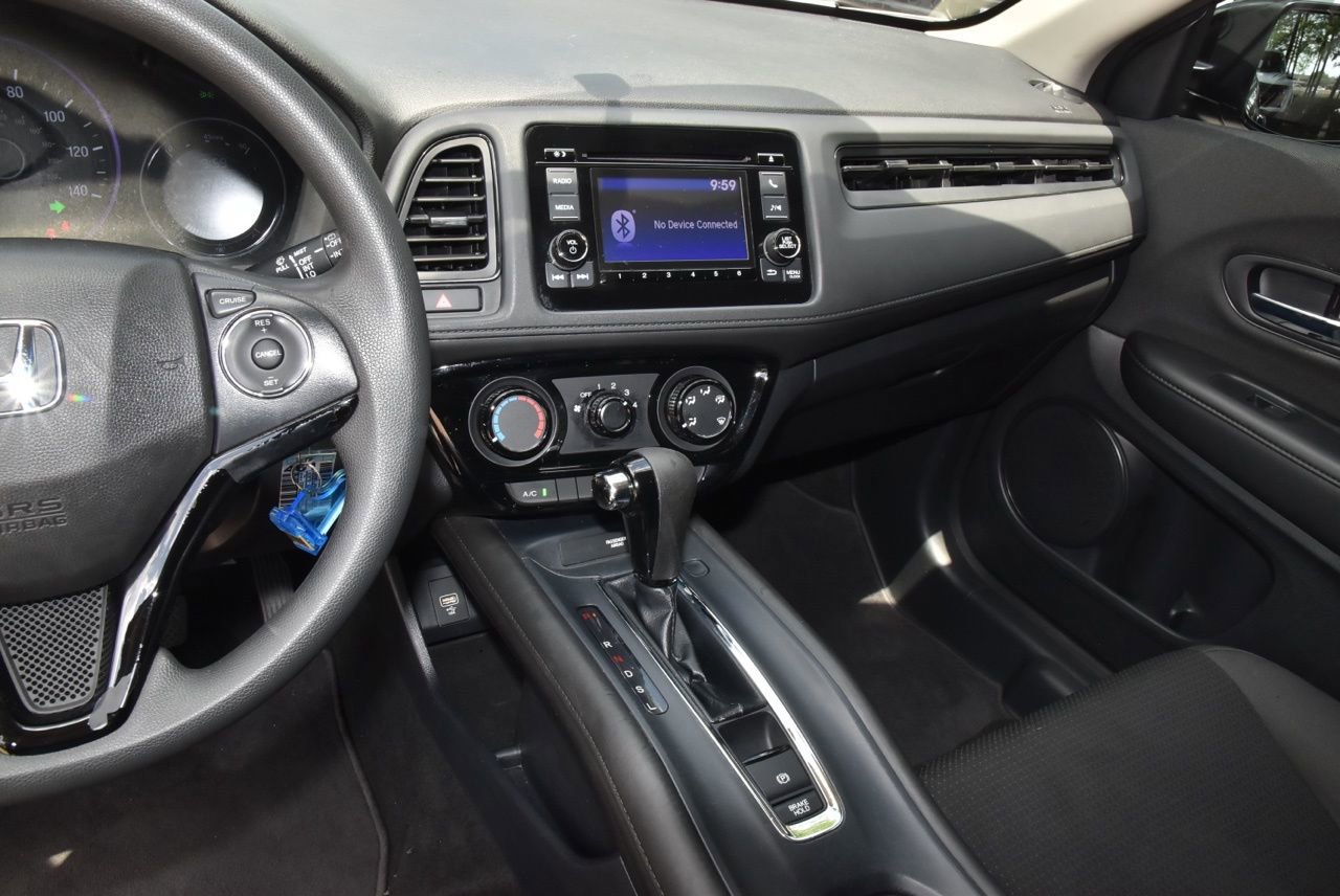 Used 2022 Honda HR-V LX image 24
