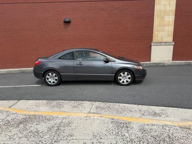 Used 2011 Honda Civic LX image 2