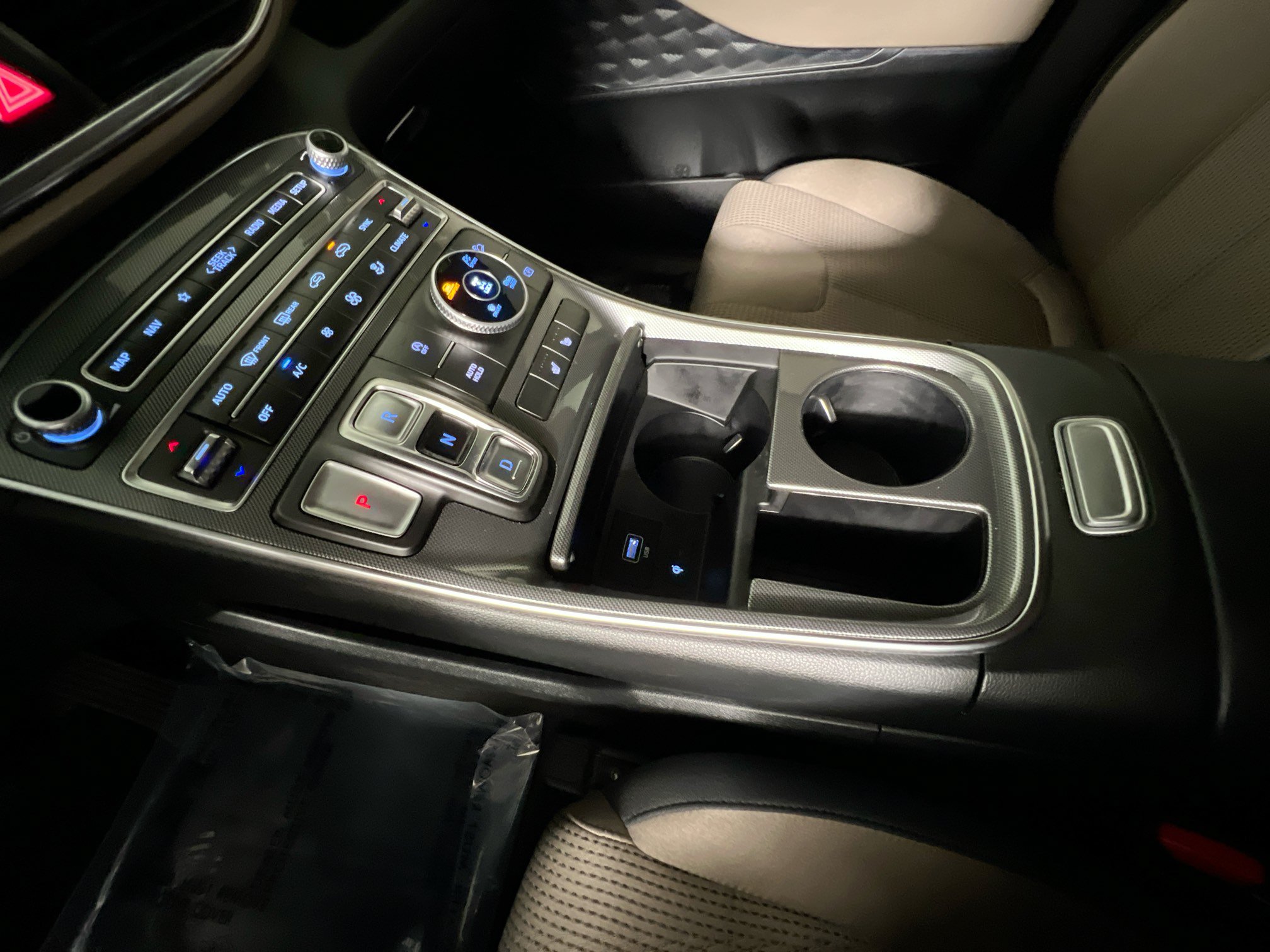 Used 2023 Hyundai Santa Fe SEL AWD/4WD image 25