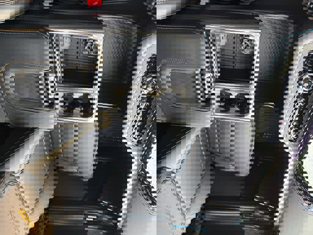 New 2026 Ford Expedition Tremor image 29