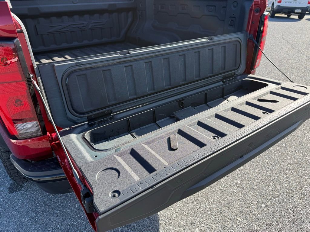 Used 2024 Chevrolet Colorado ZR2 w/ Technology Package image 33