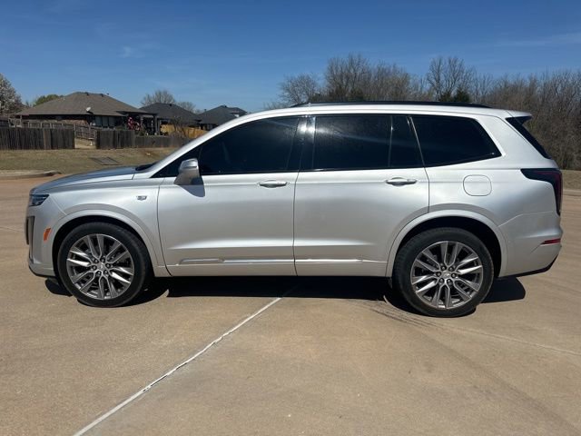 Used 2020 Cadillac XT6 Sport image 2