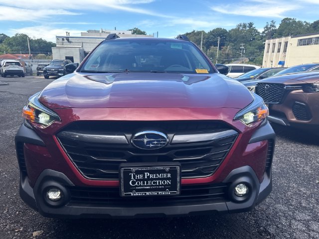 Used 2024 Subaru Outback Premium AWD/4WD image 6