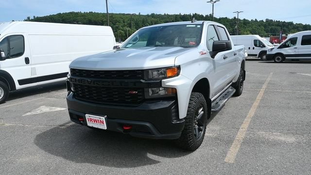 Used 2020 Chevrolet Silverado 1500 Custom Trail Boss w/ Custom Convenience Package AWD/4WD image 2