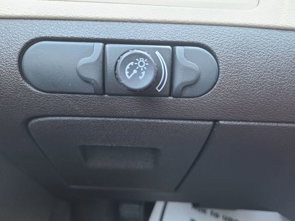 Used 2012 Chevrolet Malibu LT w/ Power Convenience Package FWD image 28