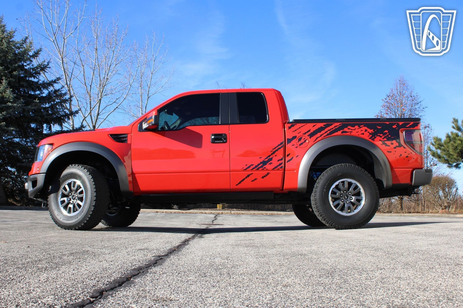 Used 2010 Ford F150 Raptor image 7
