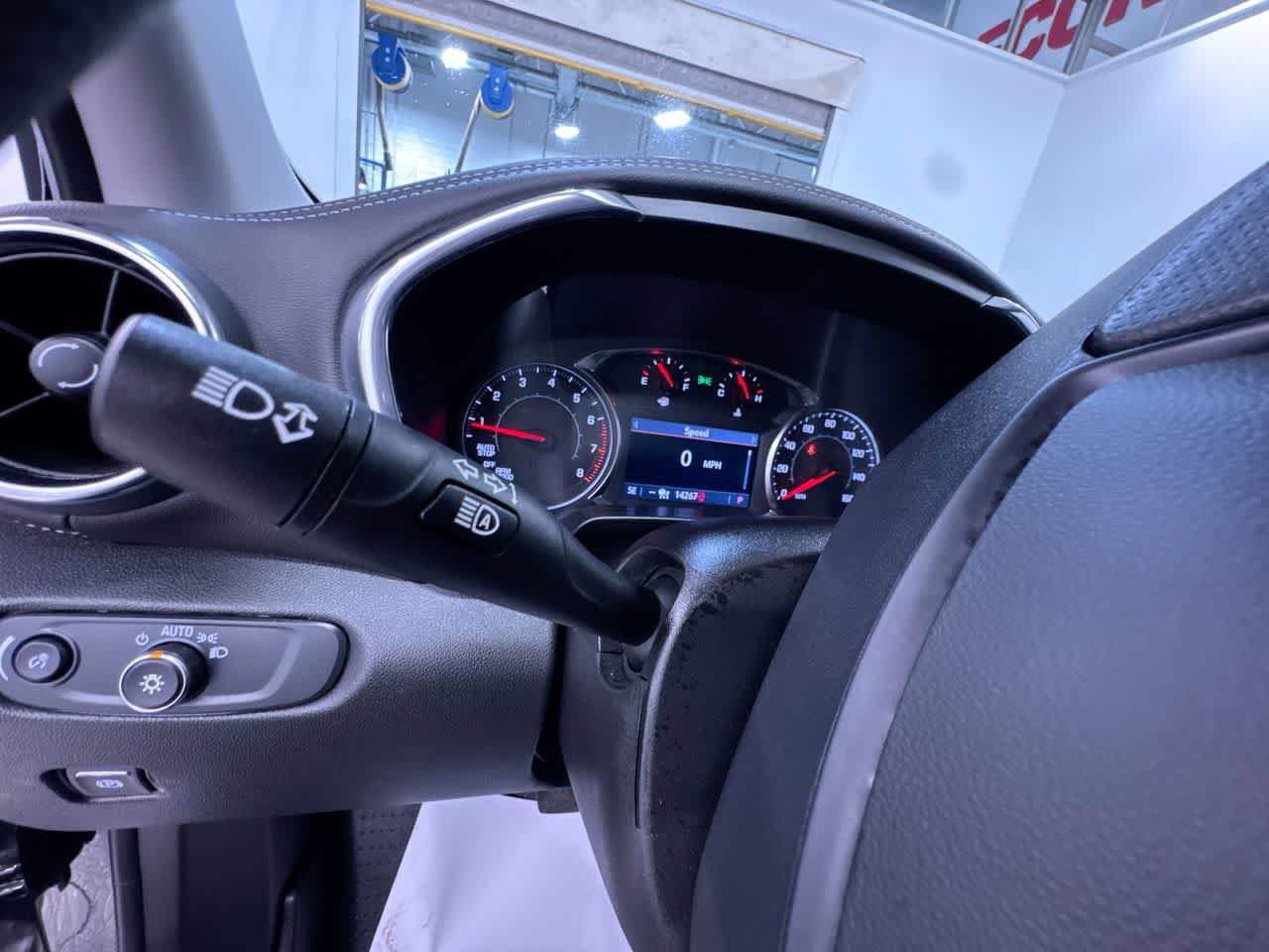 Used 2024 Chevrolet Blazer LT w/ Convenience Package FWD image 18
