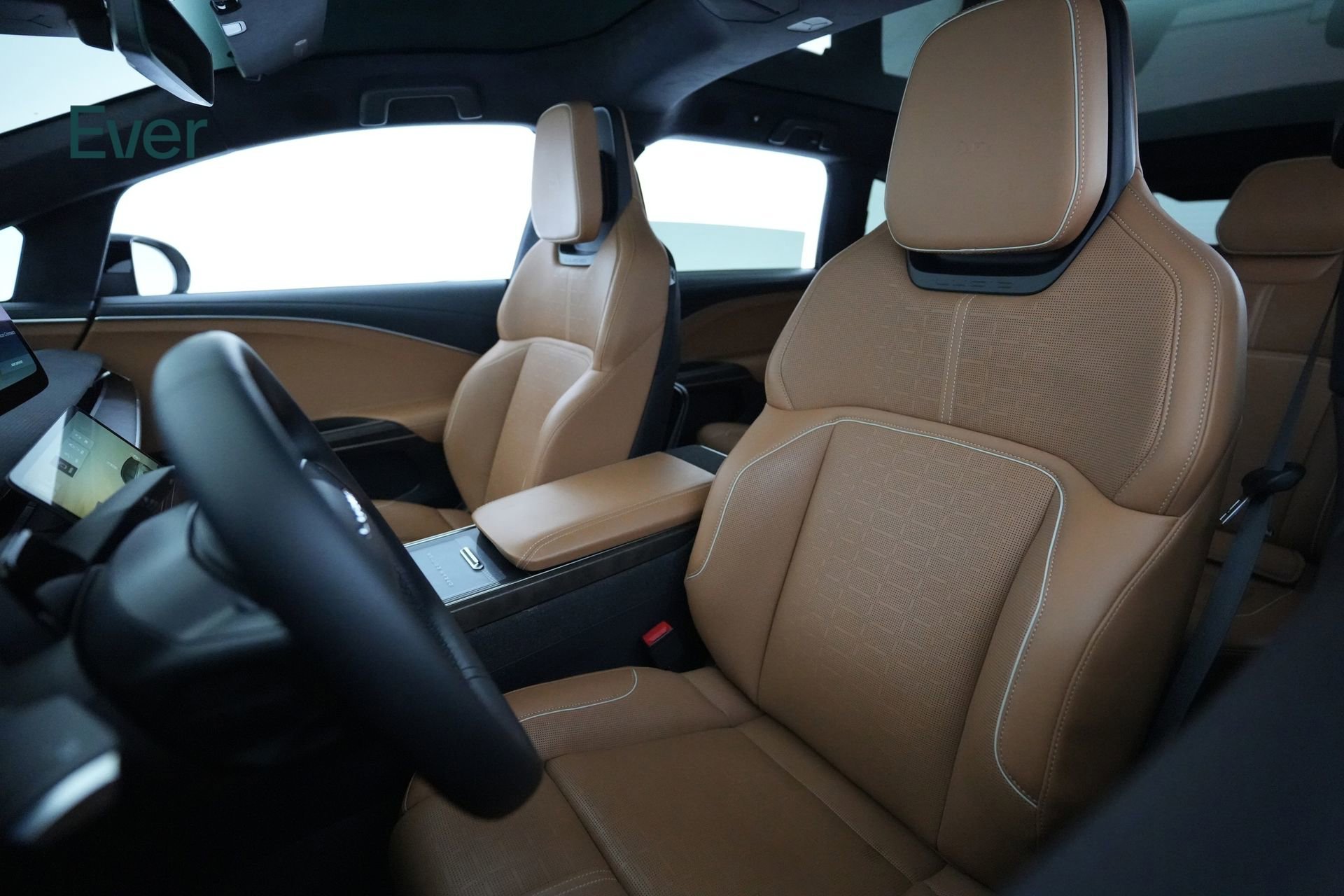 Used 2026 Lucid Gravity Dream image 4