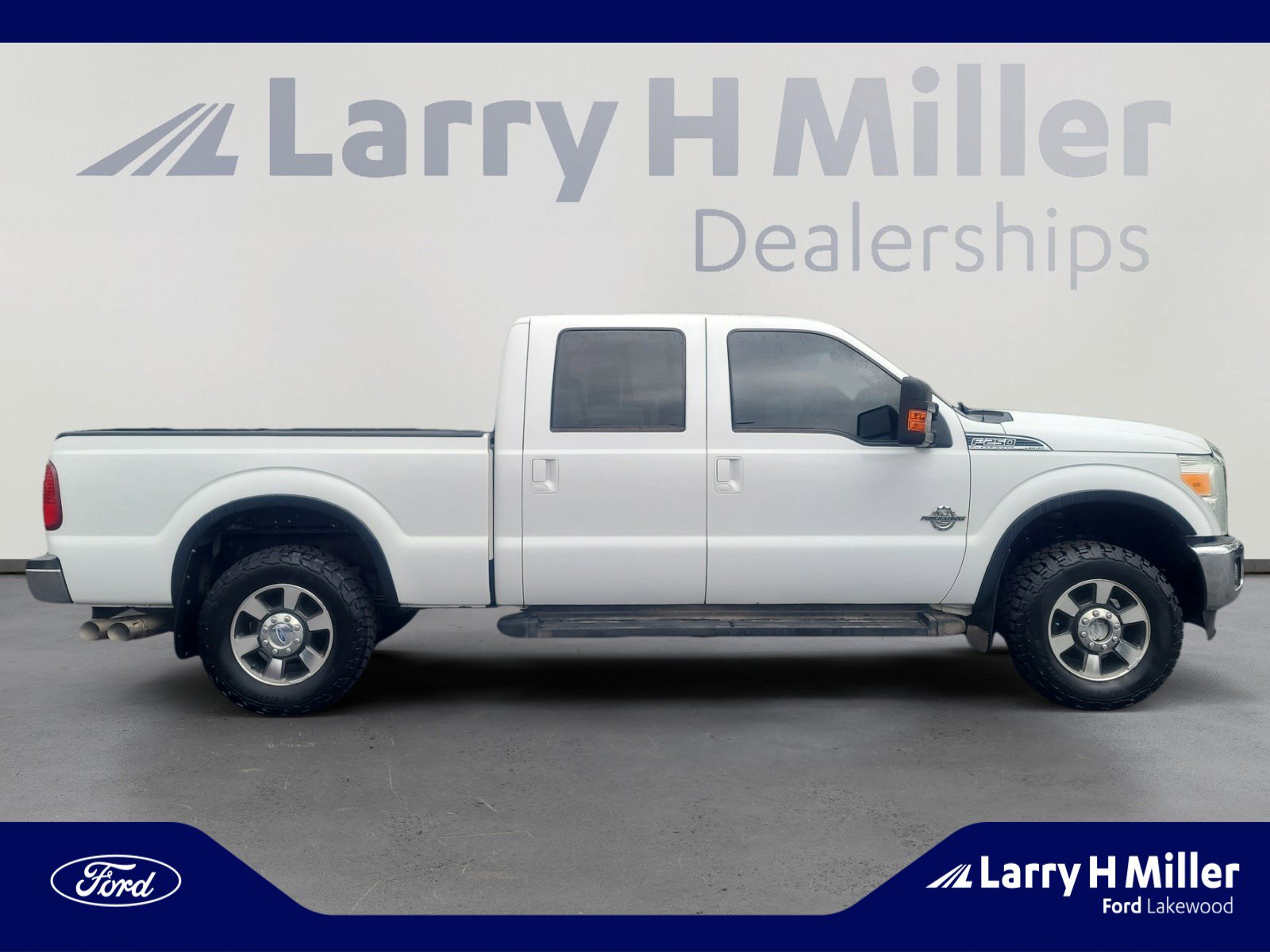 Used 2011 Ford F250 Lariat w/ Camper Pkg AWD/4WD image 6