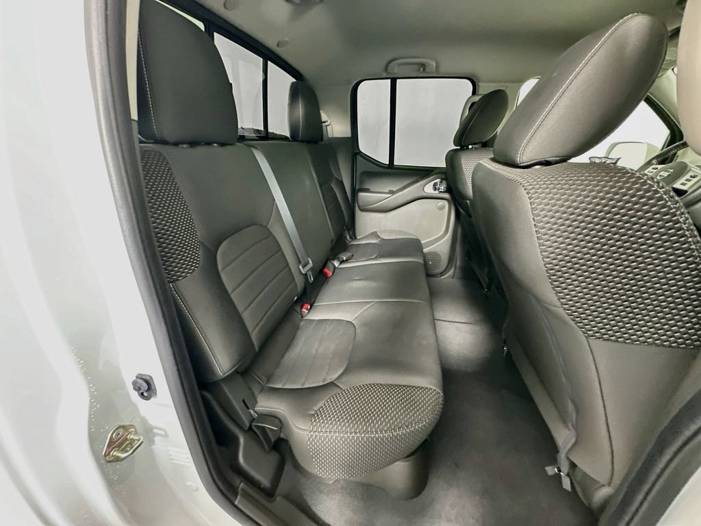 Used 2019 Nissan Frontier PRO-4X AWD/4WD image 26