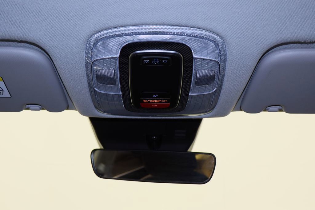 Used 2025 Hyundai Kona SEL image 25